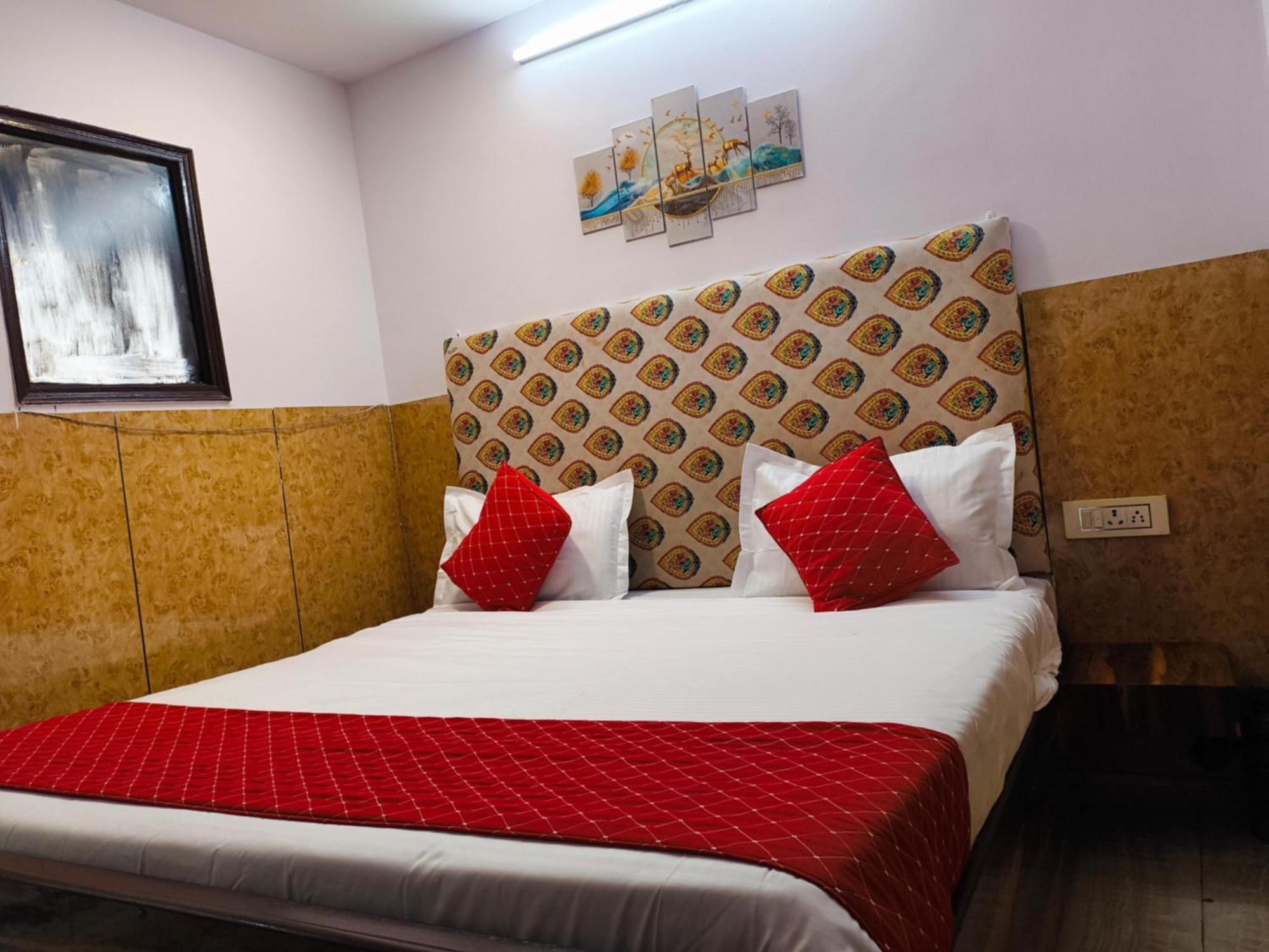 Hotel Metro Park Új-Delhi Kültér fotó