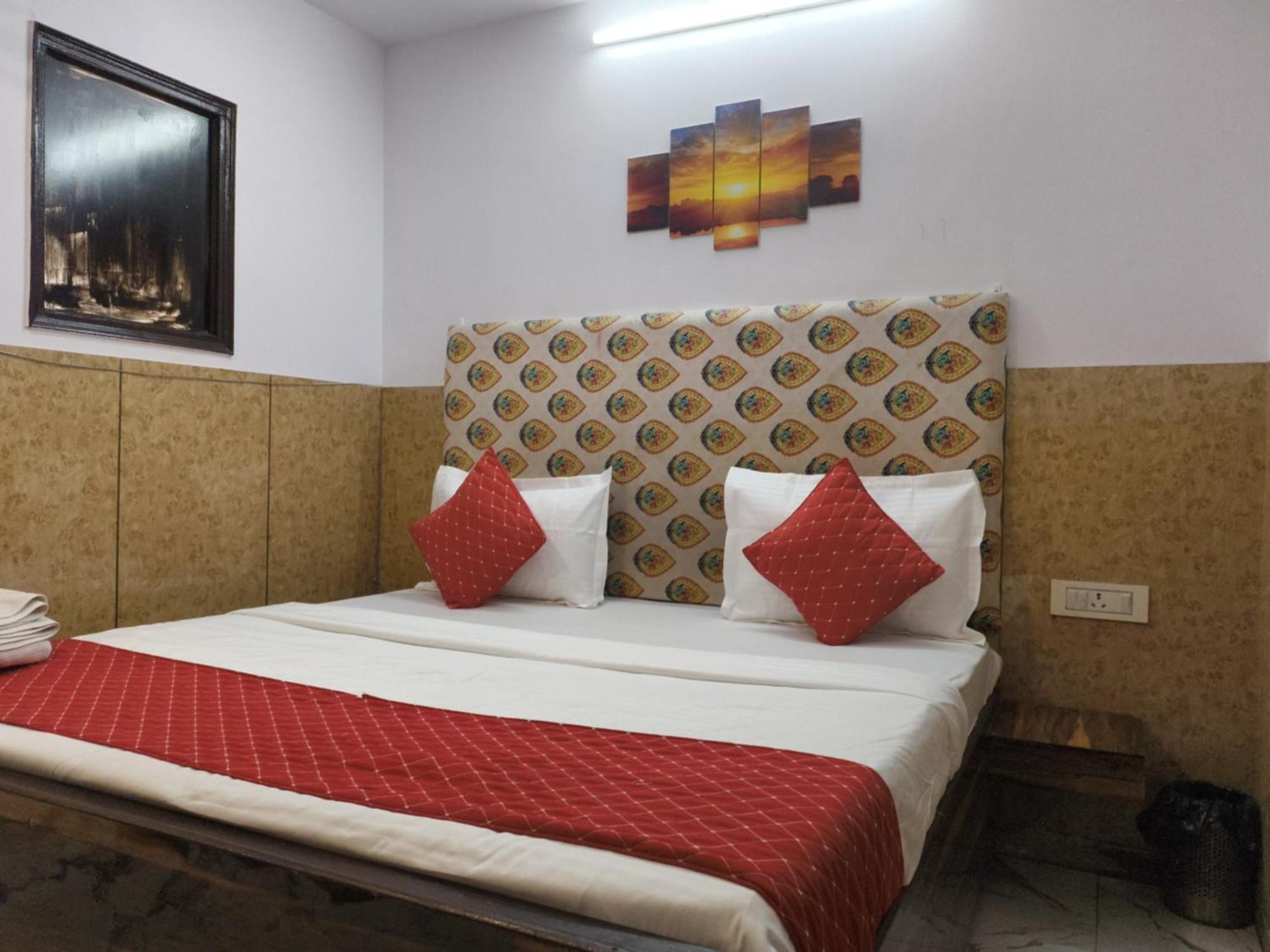 Hotel Metro Park Új-Delhi Kültér fotó